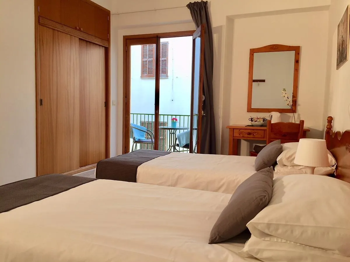 Guest house Sol Y Luna Cala Millor